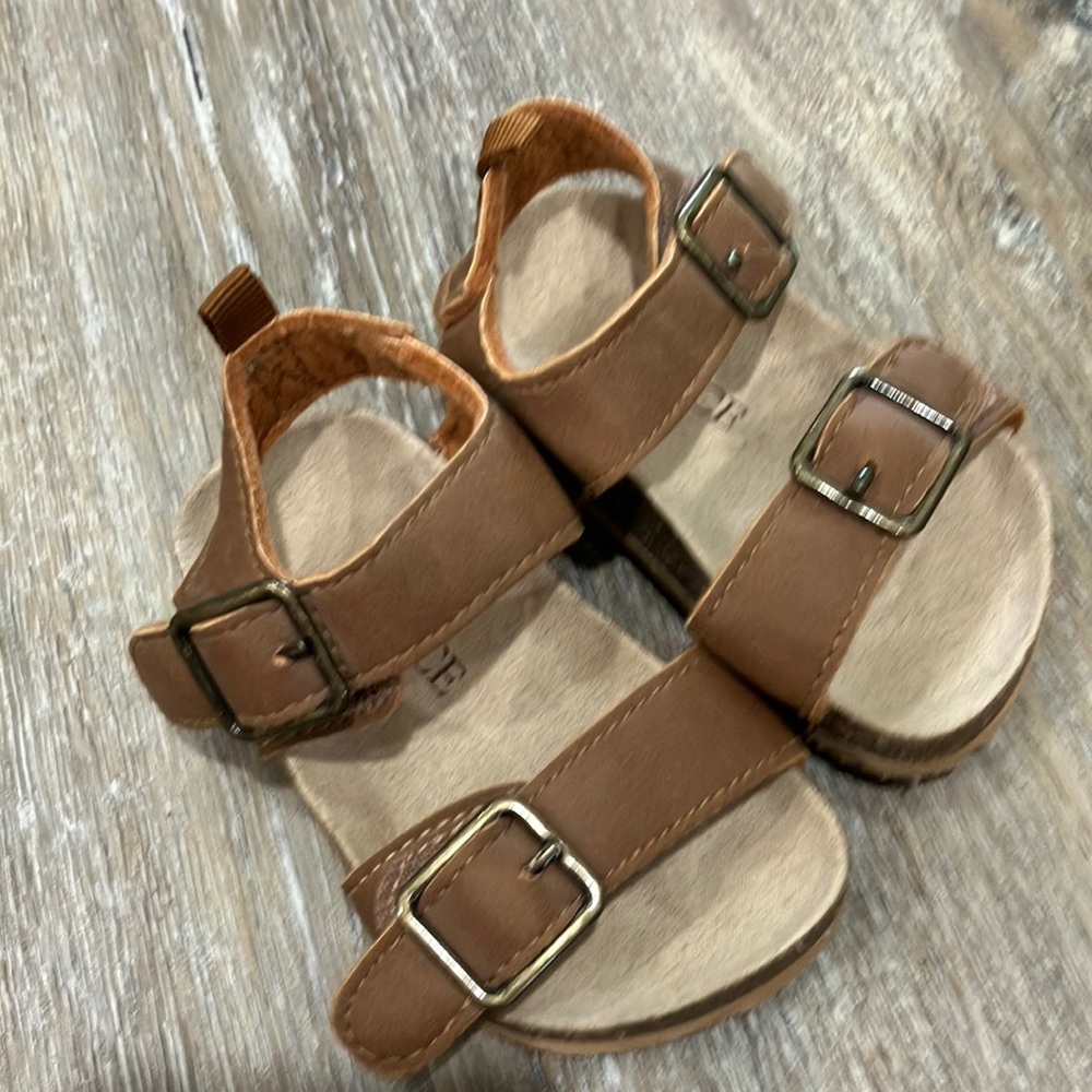 Children’s place baby sandals 6-12m